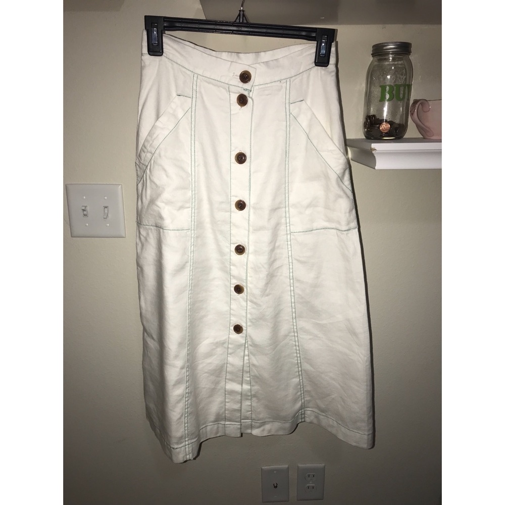 Akemi + Kin white skirt